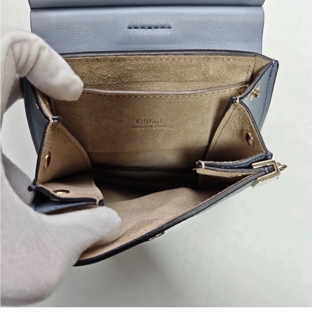 Chloé Light Blue Leather Shoulder Bag with Gold Hardware AUTHENTIC - Picture 9 of 13